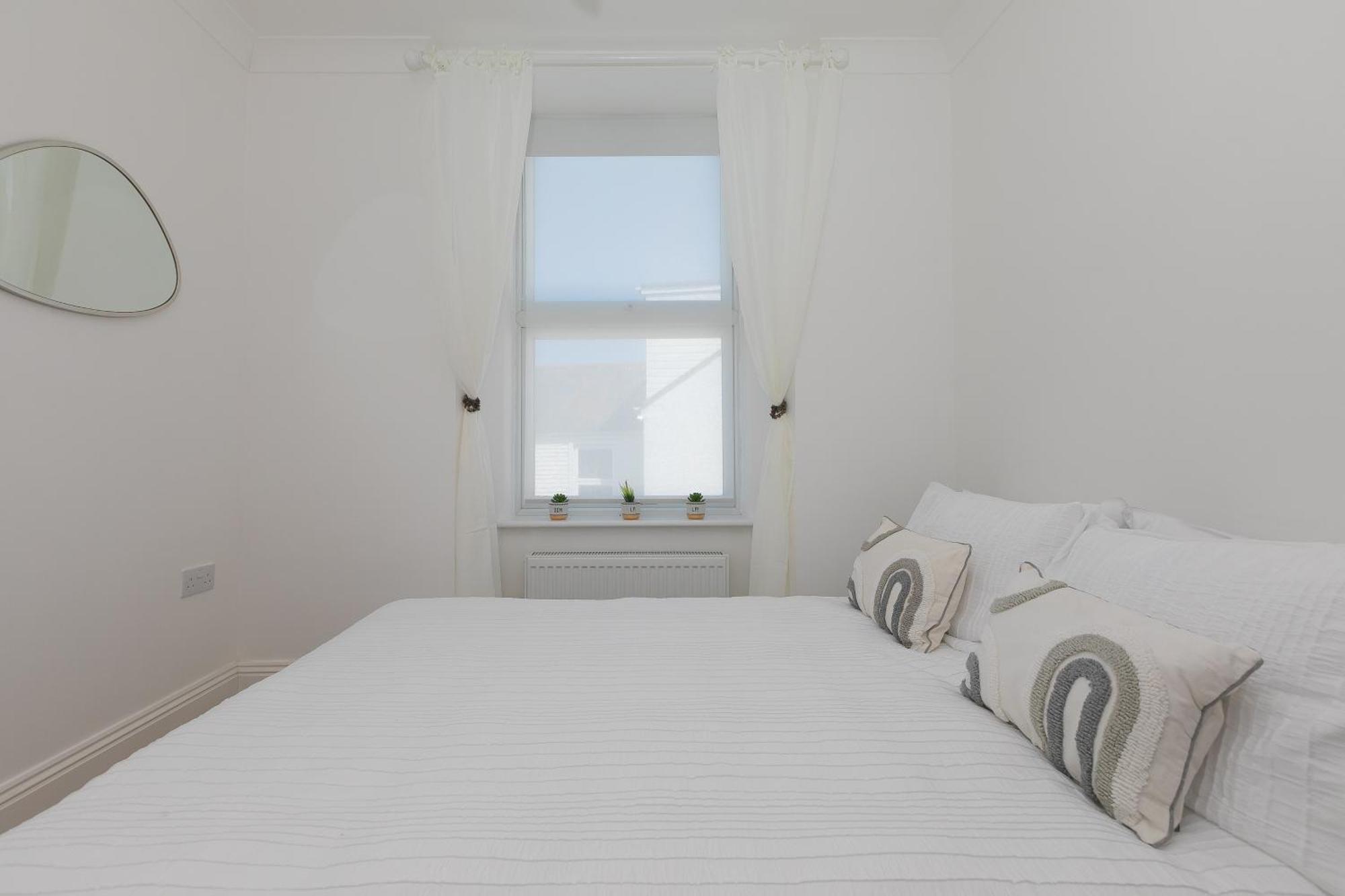 Seabreeze 3 - Seaview & Parking Apartment St. Ives Exterior photo